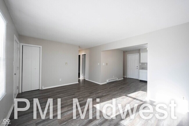 Building Photo - 4881 300W