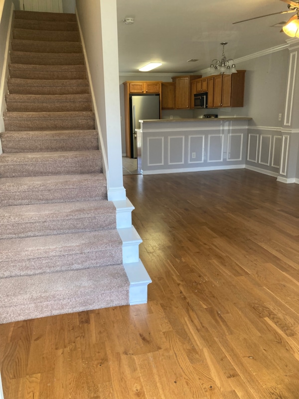 Building Photo - 2305 S Greenwood Dr