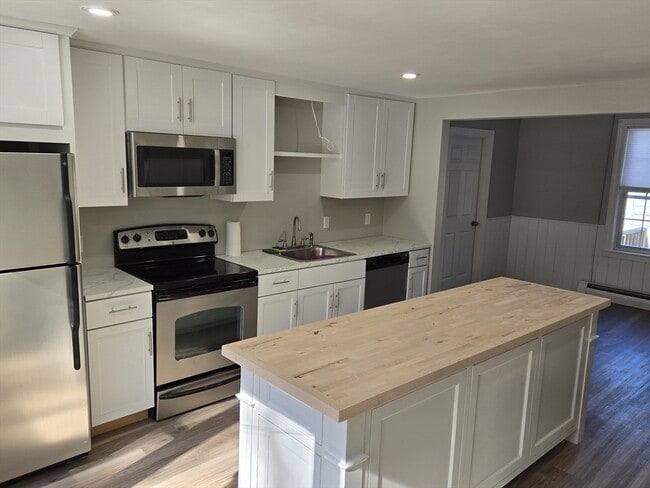 Building Photo - 25 Keefe Rd