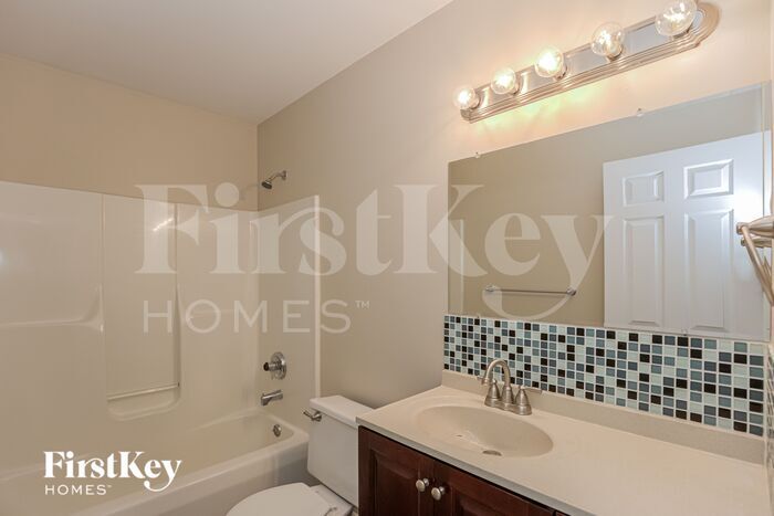 Building Photo - 9742 Coventry Ct