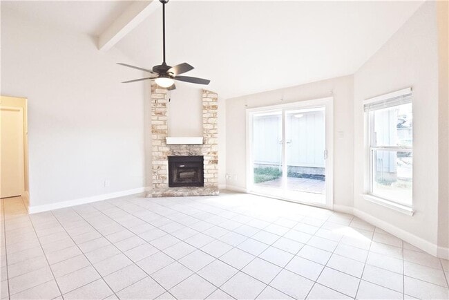 Building Photo - 16813 Whitebrush Loop