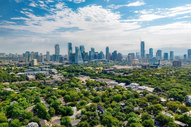 Building Photo - 1404 Juliet St