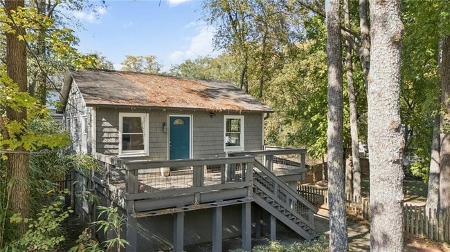 Primary Photo - 1720 Marvin St NW