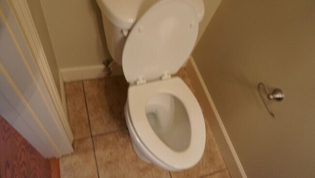 Building Photo - 3406FBarack