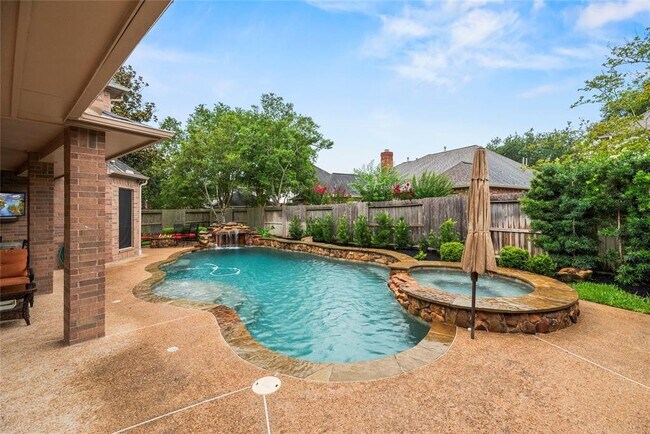 Building Photo - 4306 Stonecroft Cir