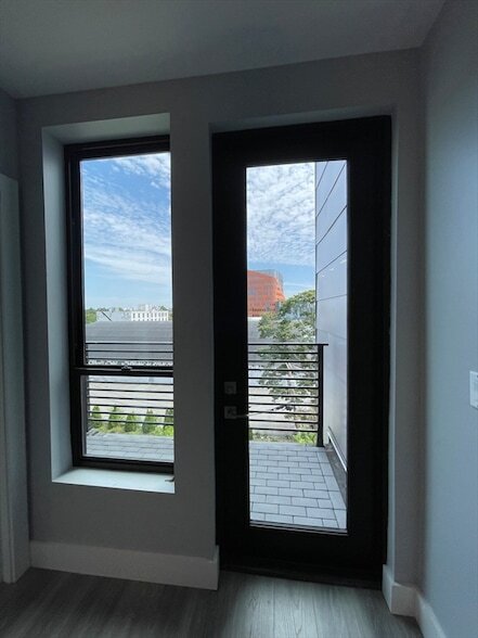 Building Photo - 365 Western Ave