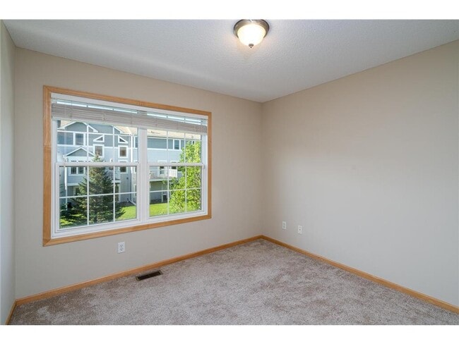 Building Photo - 15577 Junegrass Ln