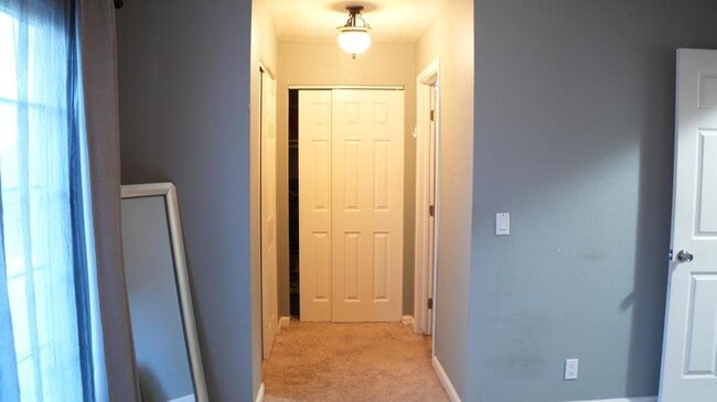 Building Photo - 7607 Harmony Oaks Way