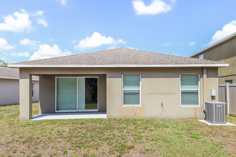 Building Photo - 7338 Lumber Port Dr