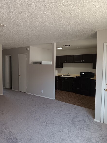 Building Photo - 2241 Ellis St