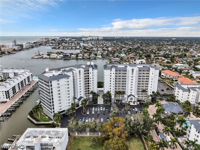 Building Photo - 400 Flagship Dr