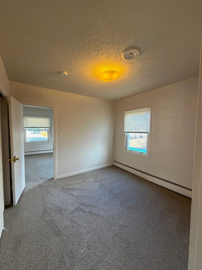 Building Photo - 3280 S Sherman St