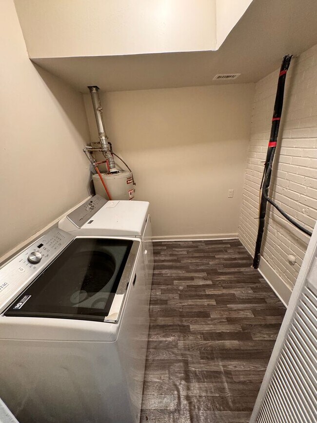 Building Photo - Beautiful 3-Bedroom, 3-Bath Home w/Study in Charleston, SC