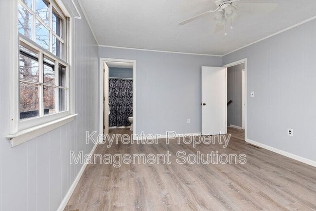 Building Photo - 781 Cold Springs Rd