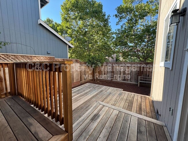Building Photo - 3295 Newmark Dr