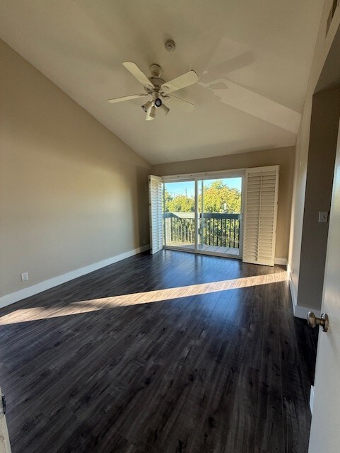 Building Photo - 116 S Broadway