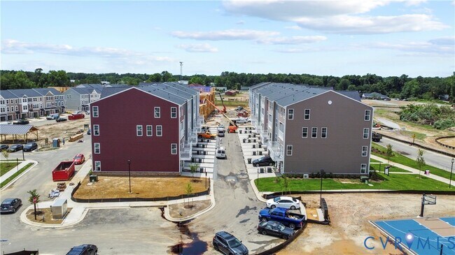 Building Photo - 9252 Magellan Pkwy