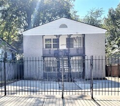 Building Photo - 2093 Jefferson Ave