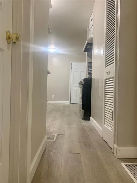 Building Photo - 3535 Fairlane Dr NW