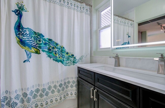 Building Photo - 1301 W Mulberry Dr