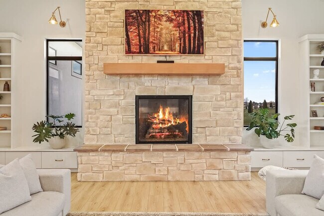 Building Photo - 12401 Rivendell Ct