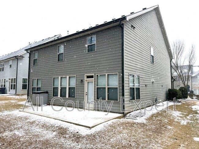 Building Photo - 920 Grove Valley Dr