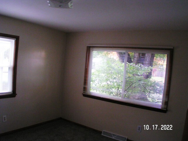 Building Photo - 1544 32nd St SW