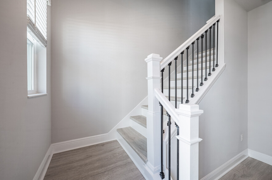 Building Photo - 2400 Ezzell Ct