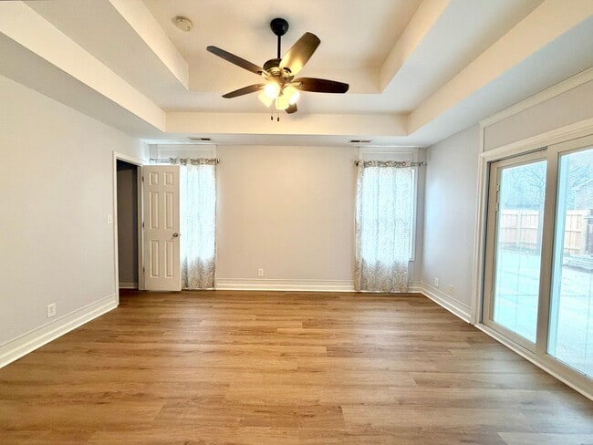 Building Photo - 979 Culverson Ct