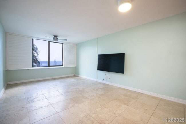 Building Photo - 1 Bd,1Ba,2Pkg! 51-636 Kamehameha Hwy #511 at $2,300/month