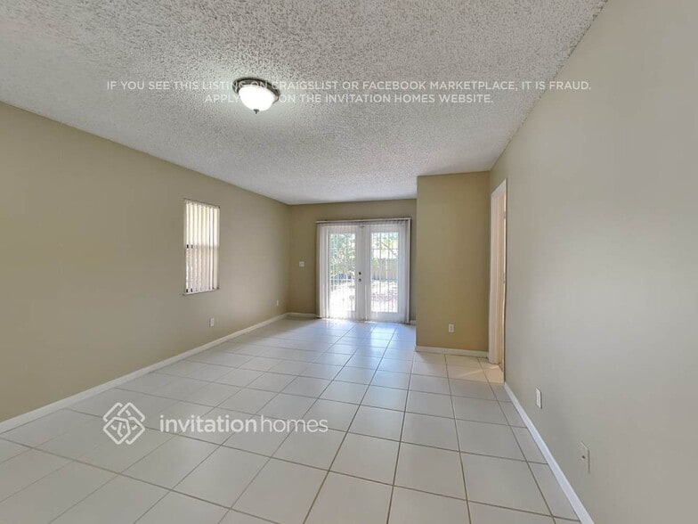 Building Photo - 9152 Southern Orchard Rd N