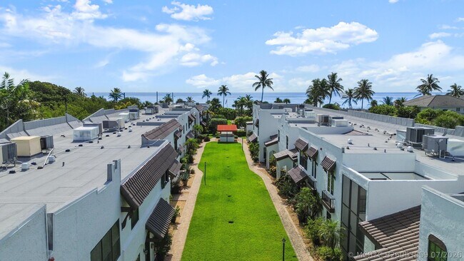 Building Photo - 200 S Ocean Blvd