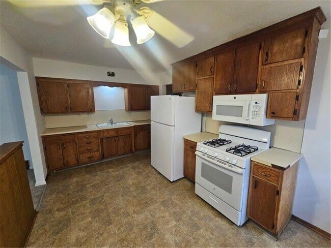 Building Photo - 4101 Lowry Ave N