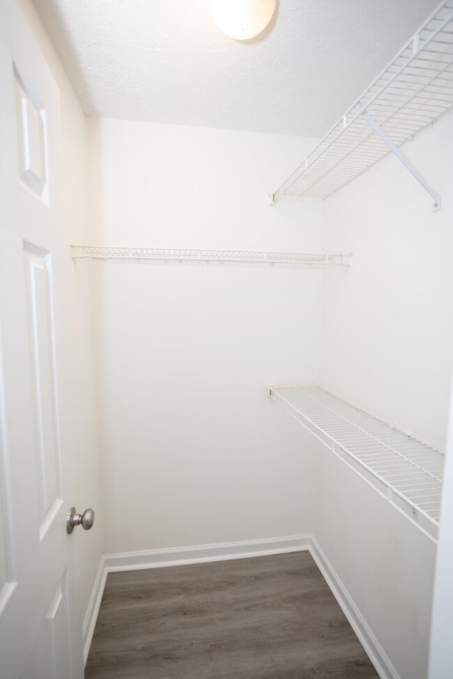 Building Photo - 503 Wendover Way