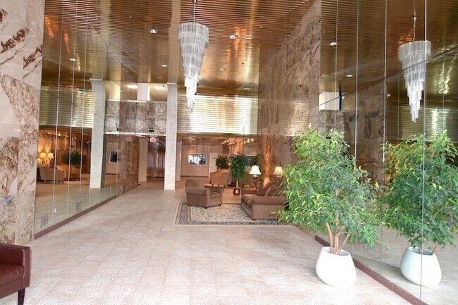 Building Photo - 2500 Mystic Valley Pkwy