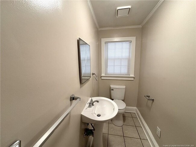 Building Photo - 1525 Fort Bragg Rd