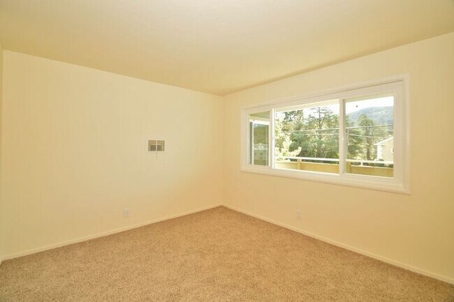 Building Photo - 1208 Sir Francis Drake Blvd