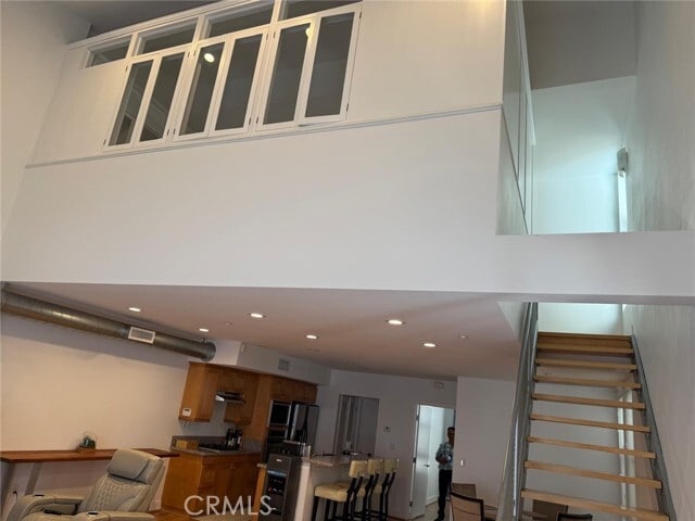 Building Photo - 550 S Brea Blvd