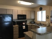 Building Photo - 5751 N Kolb Rd