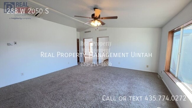 Building Photo - 288 2050 S