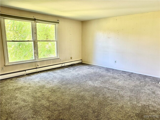 Building Photo - 28 Ayrault Dr