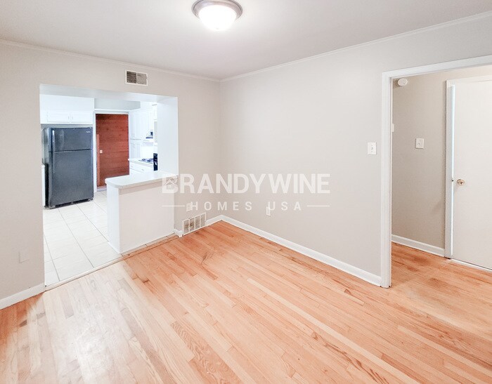 Building Photo - 3035 Christine Rd