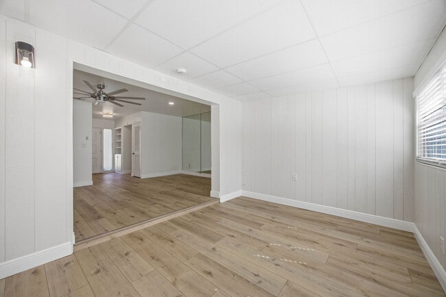 Building Photo - 401 Blueberry Ln