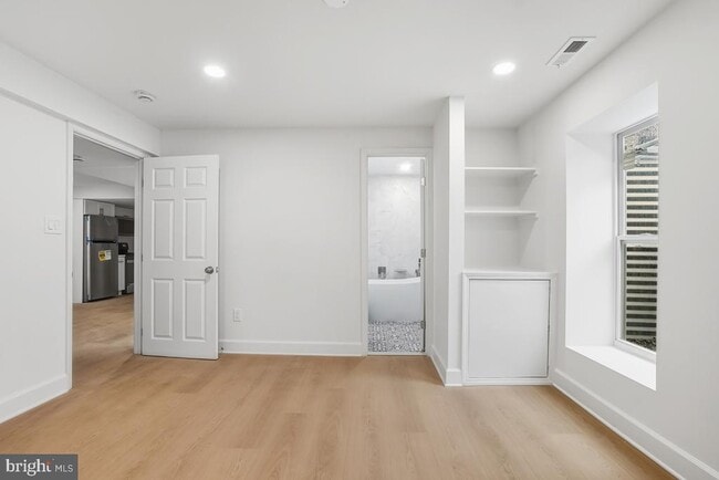 Building Photo - 8728 Old Courthouse Rd