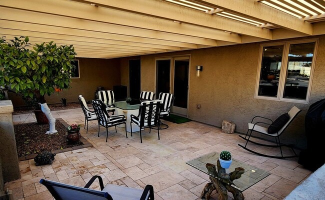 Building Photo - Nicely updated home in 45+ Active Adult Community of Leisure World. Available April 1st, 2026 to ...