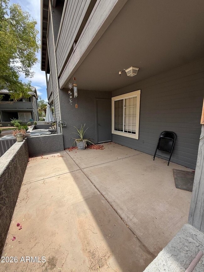 Building Photo - 255 S Kyrene Rd