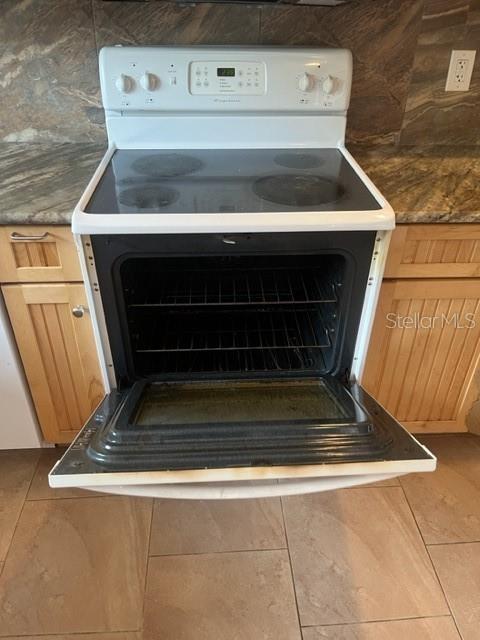 Building Photo - 6921 Washington St