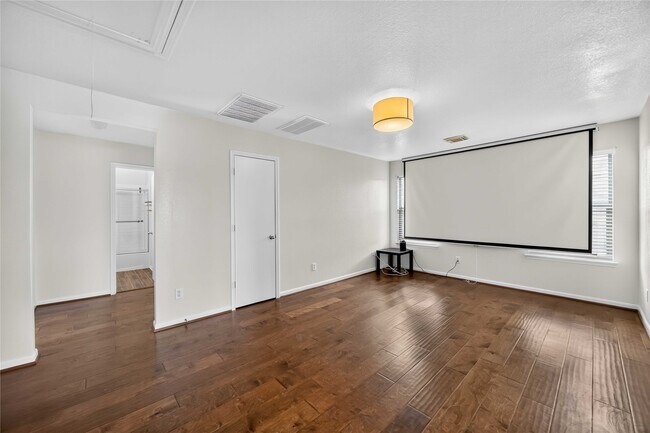 Building Photo - 14123 Autumn Ridge Trail Dr