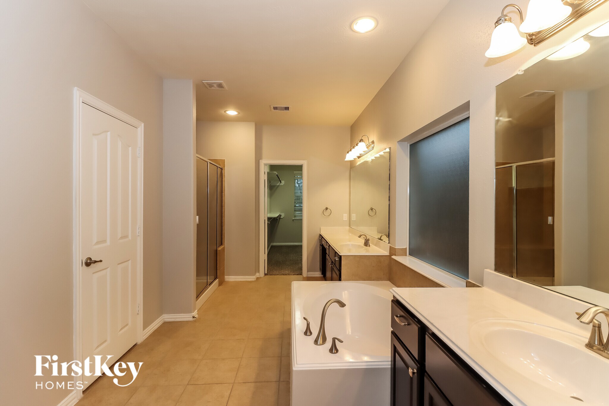 Building Photo - 2807 Angela Way Dr