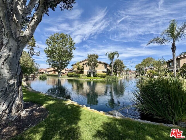 Building Photo - 7756 Sailboat Cir